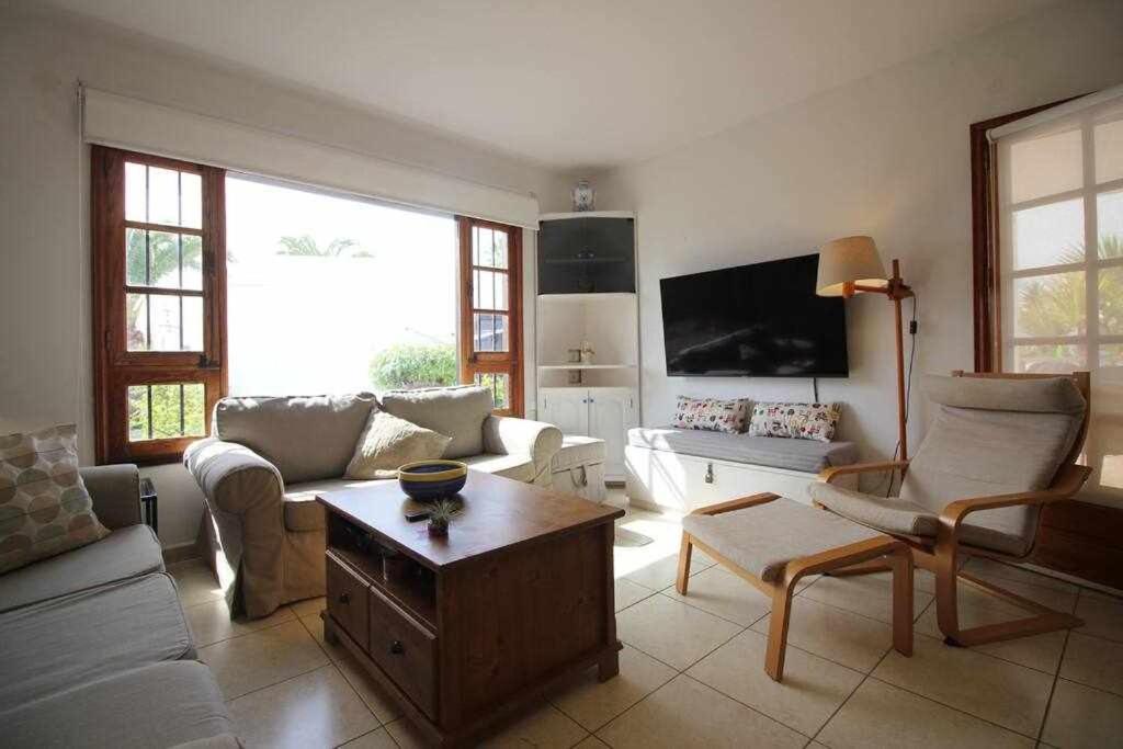 Apartmán Casa Barbara En Playa Bastian Costa Teguise Exteriér fotografie